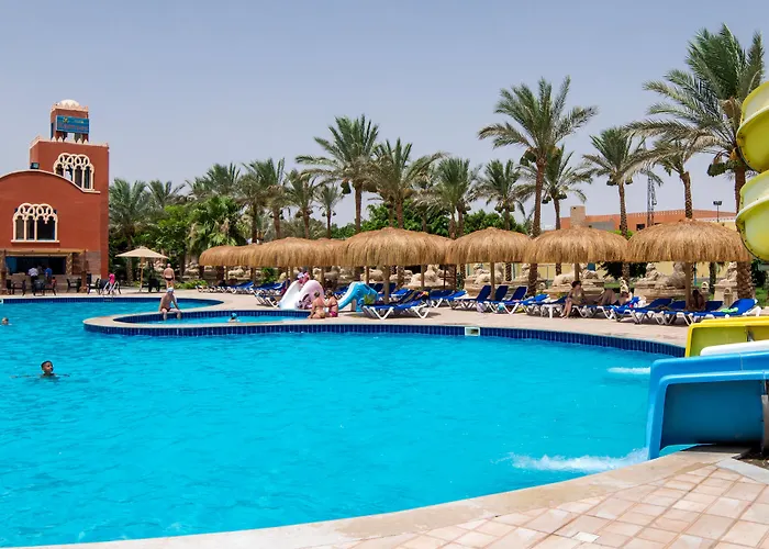 Resort Mirage Bay & Aqua Park 4*