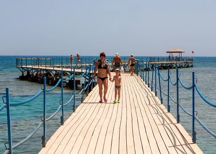 Mirage Bay & Aqua Park
