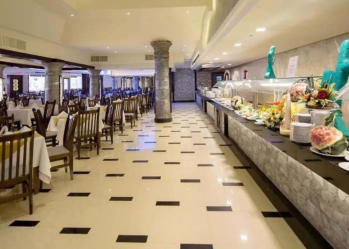 Mirage Bay & Aqua Park 4*
