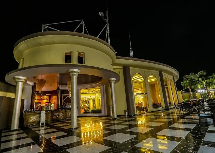 Mirage Bay & Aqua Park 4*