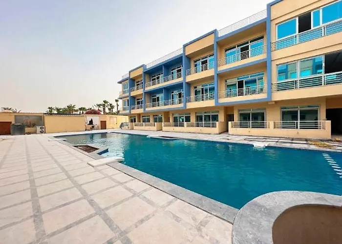 Mirage Bay & Aqua Park 4*