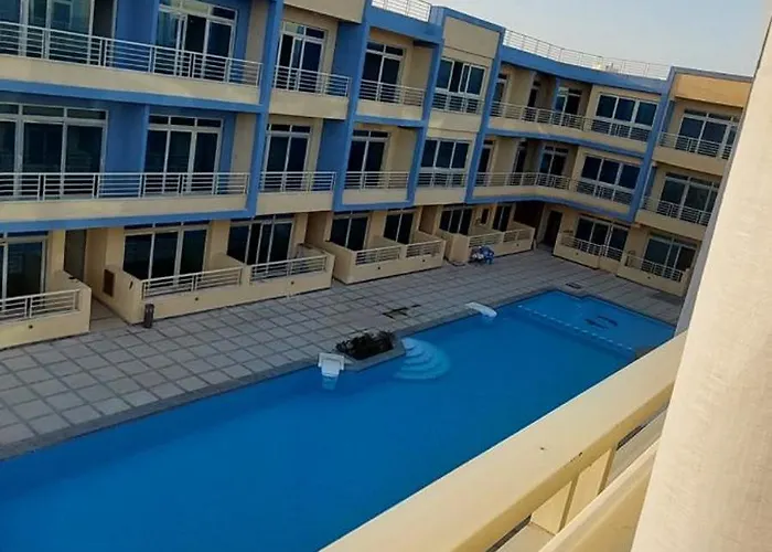 Mirage Bay & Aqua Park Resort